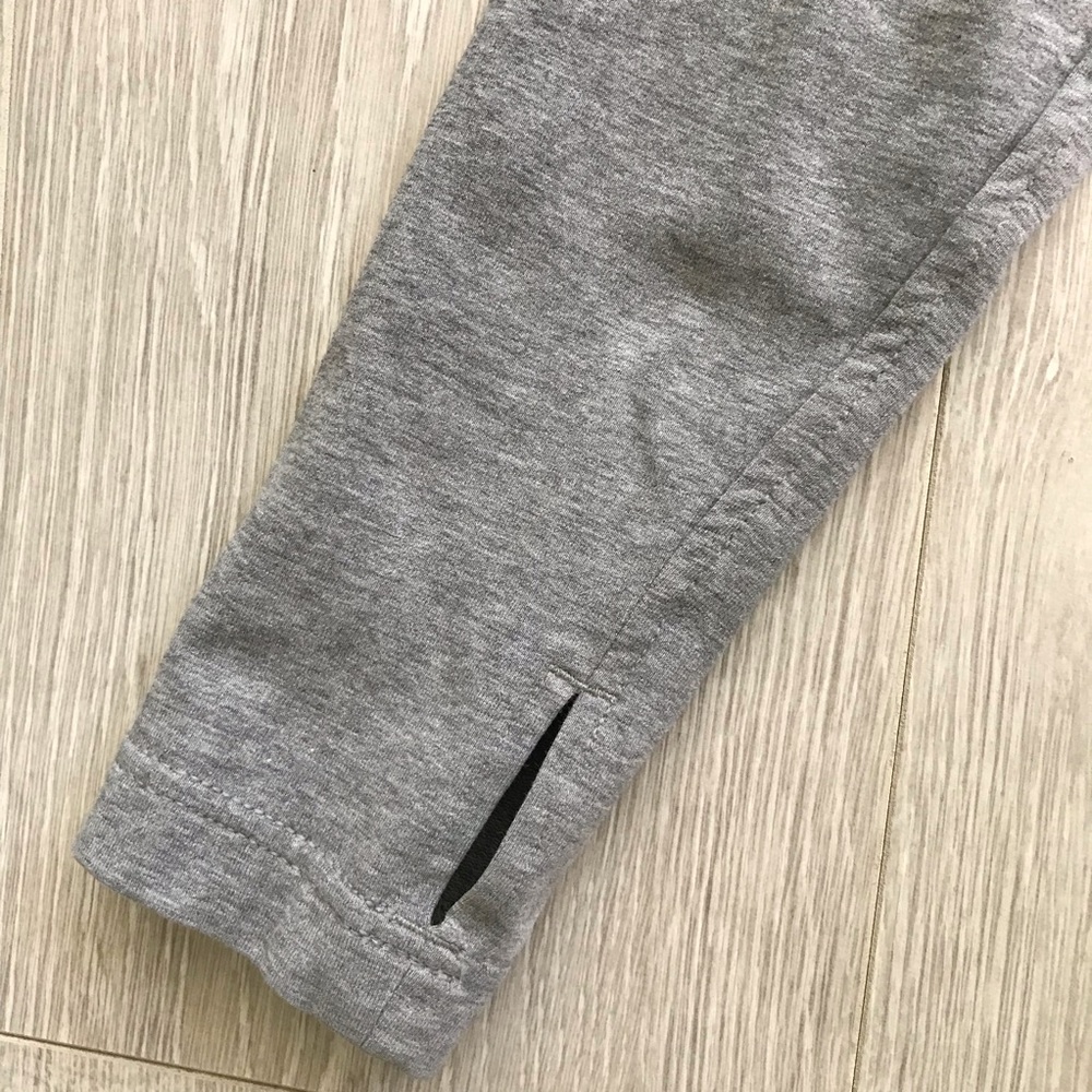 Lululemon Belle Wrap Stretch French Terry Cardigan - Picture 7 of 11